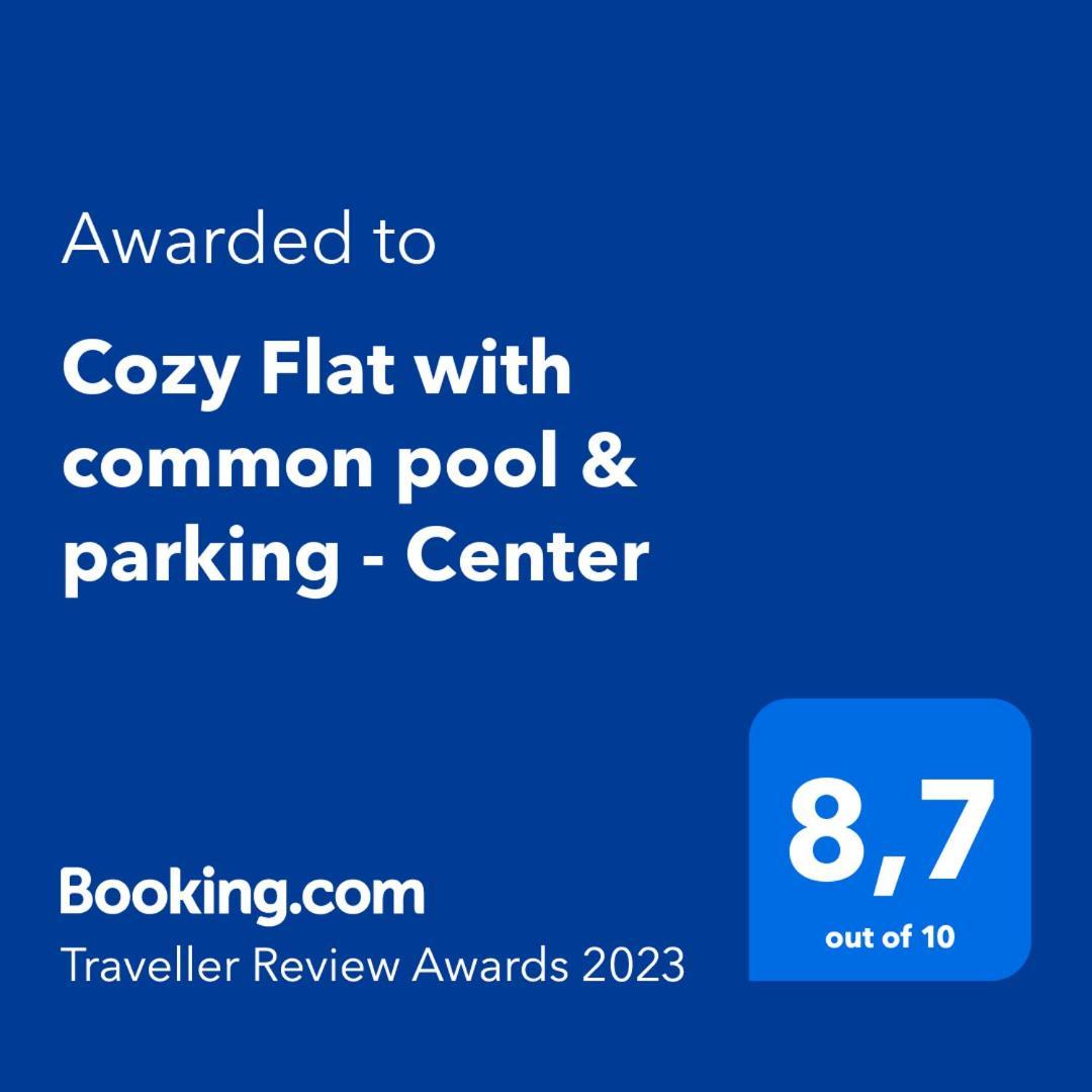 말라가 Cozy Flat With Common Pool & Parking - Center By Rems 아파트 외부 사진